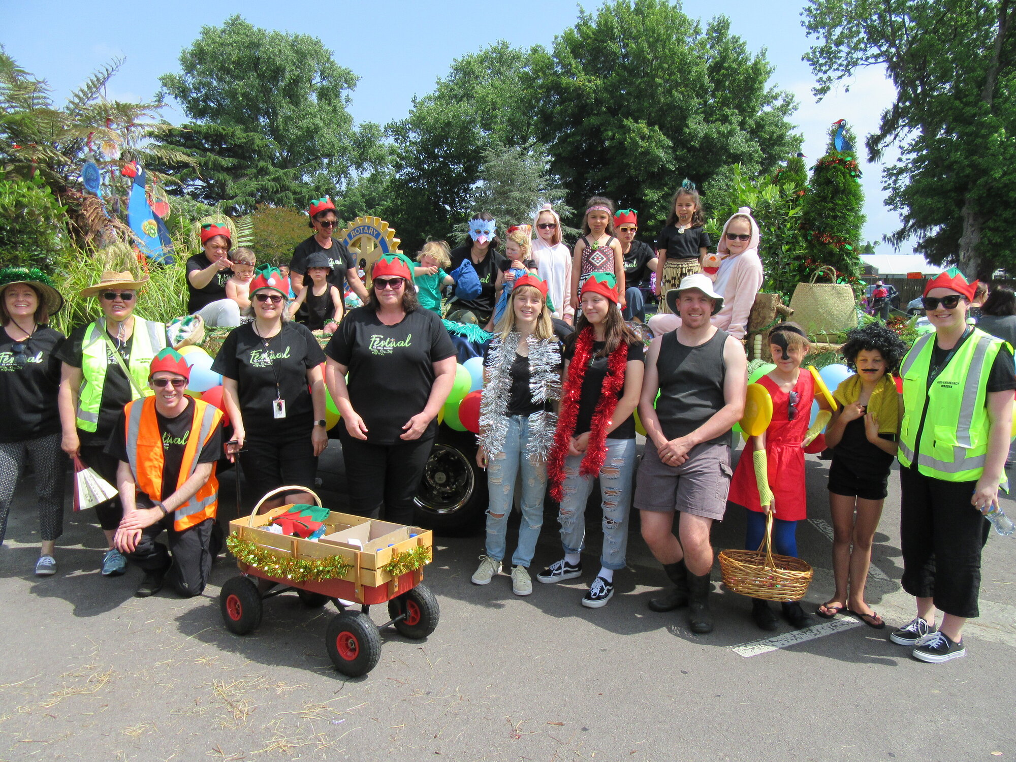 Photograph of library and children's health hub staff participating in the Rotorua Christmas Parade