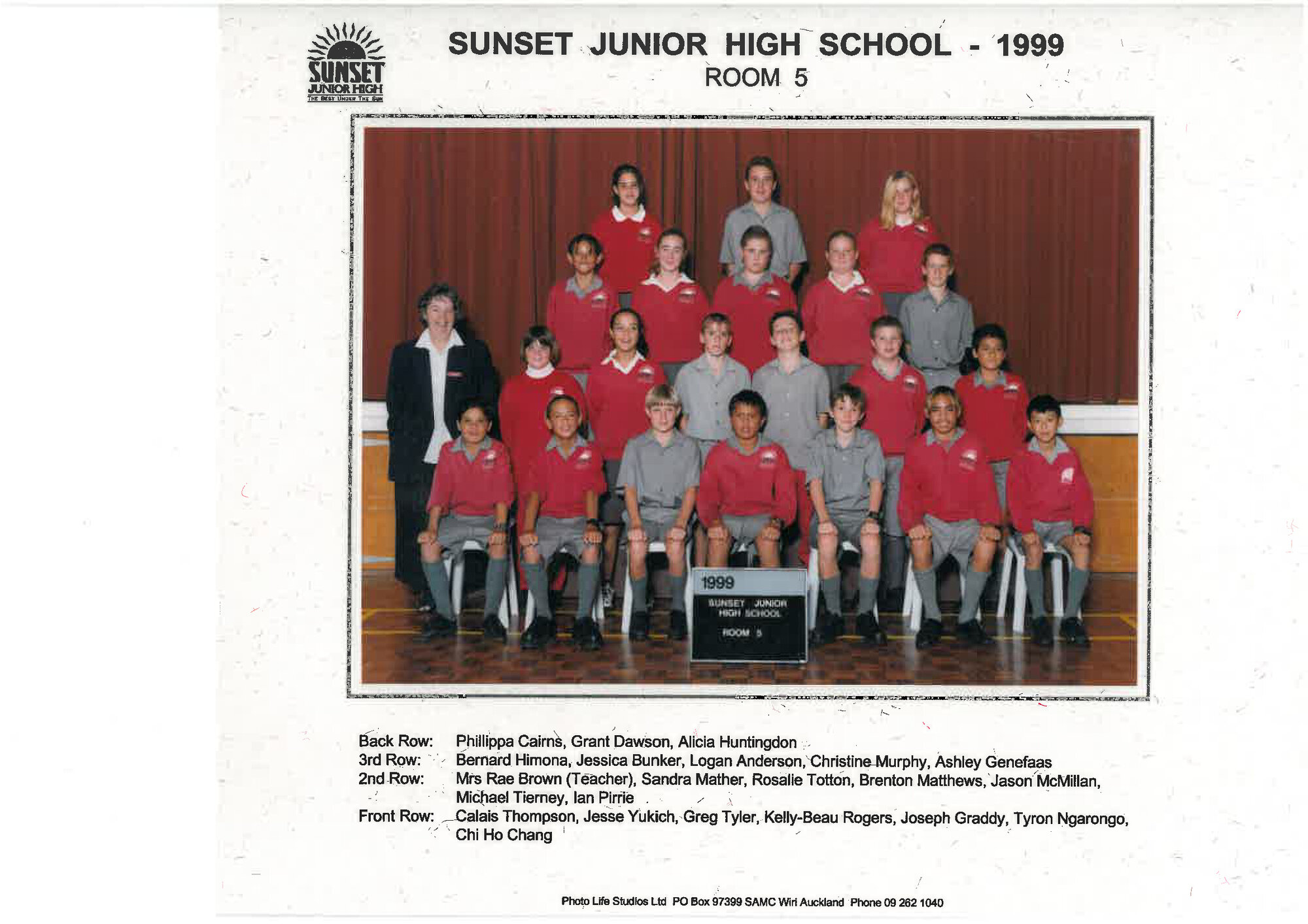 "Sunset Junior High School Room 5 1999"