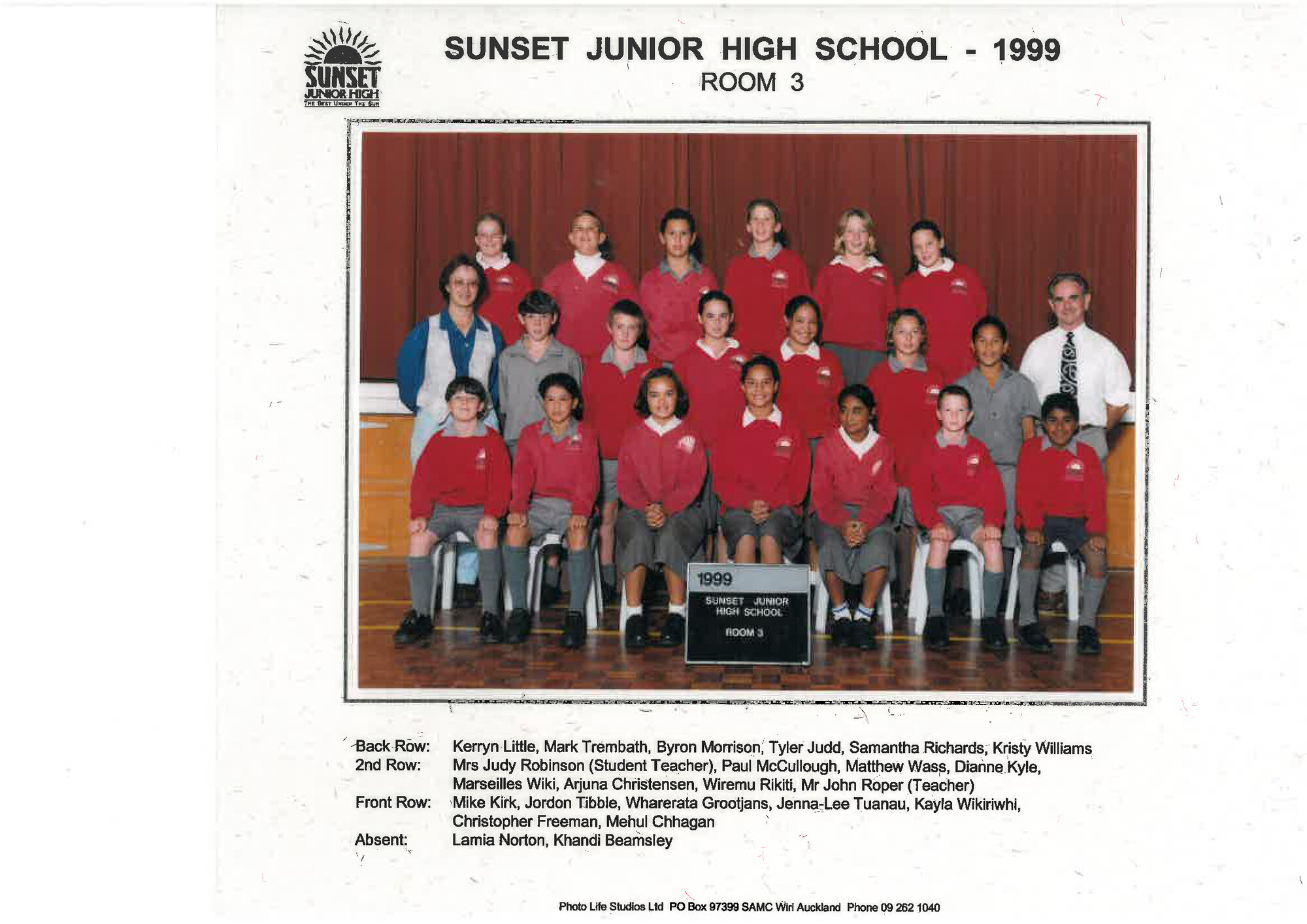 "Sunset Junior High School Room 3 1999"