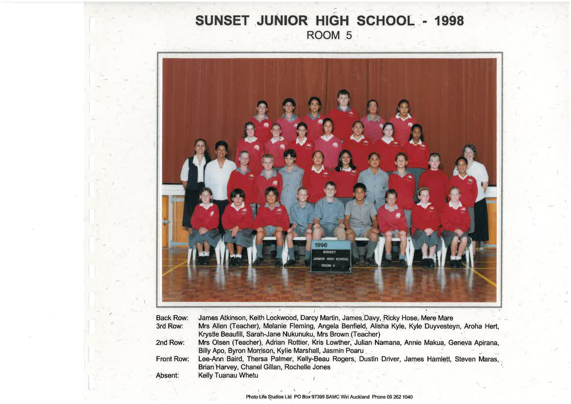 "Sunset Junior High School Room 5 1998"