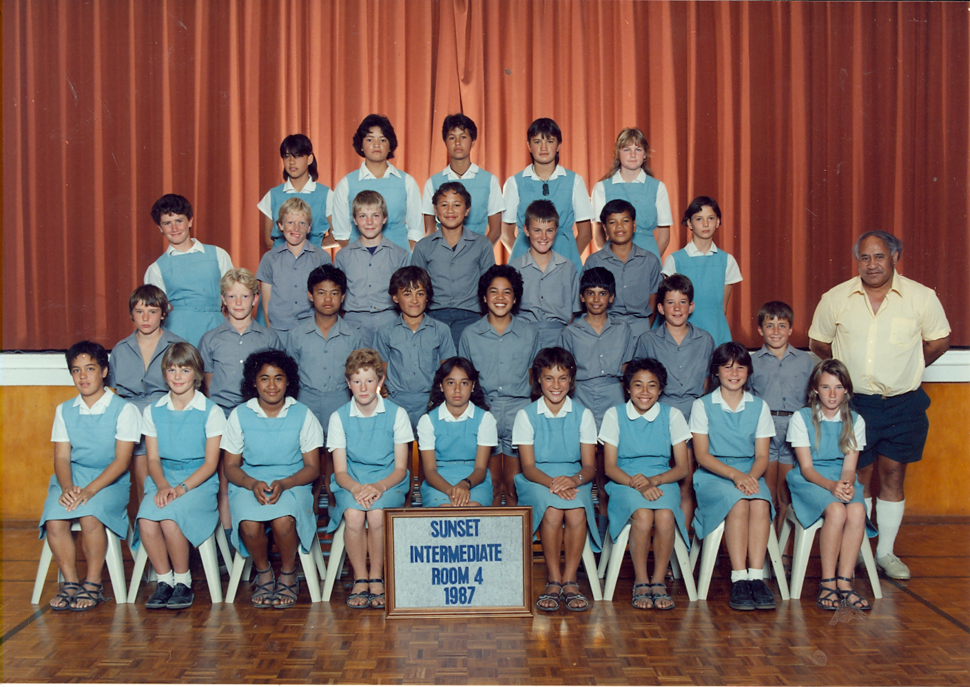 "Sunset Intermediate Room 4 1987"