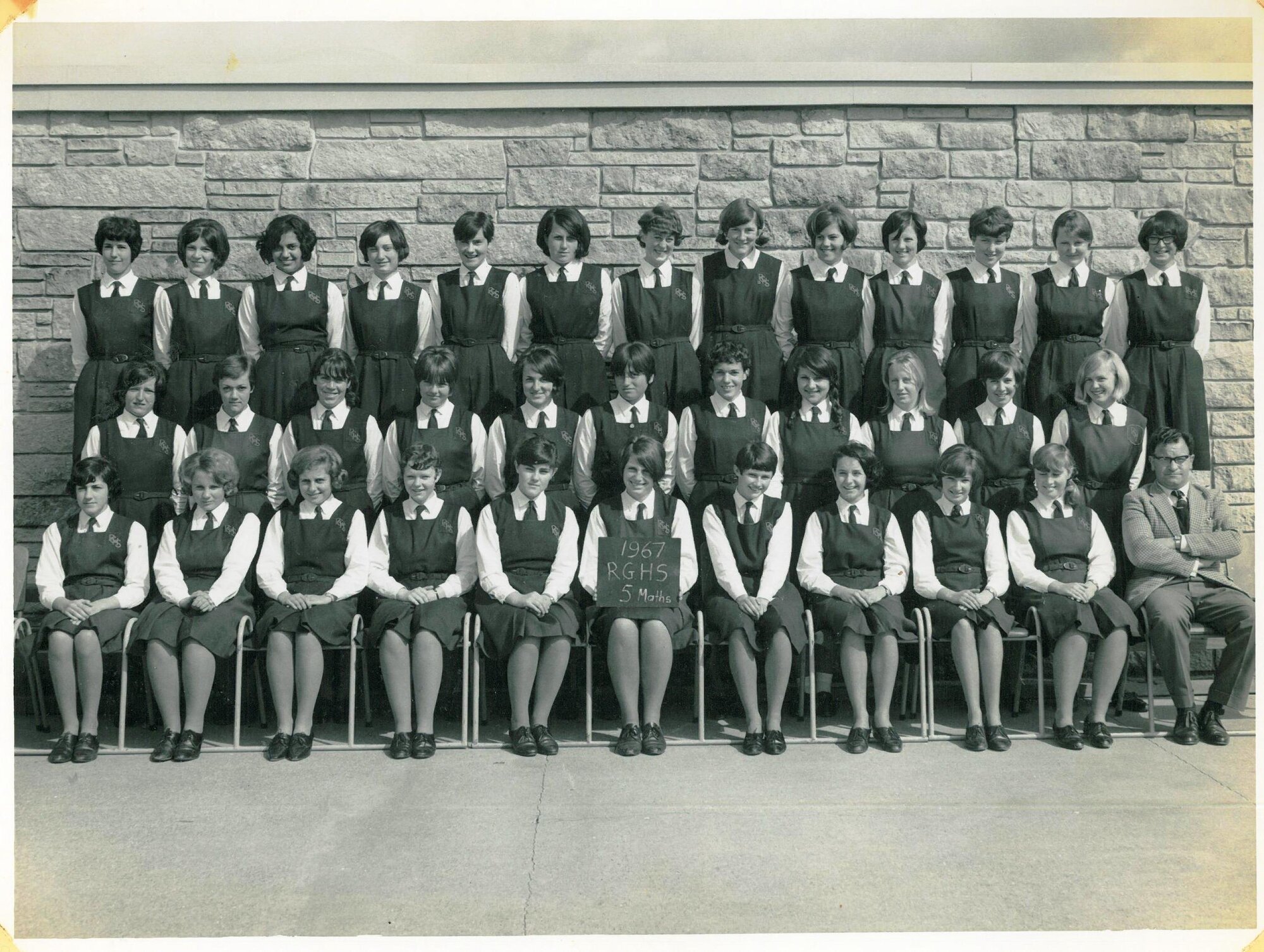 Photograph of Rotorua Girls' High School F5 maths class
