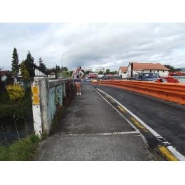 Photograph of the Utuhina Bridge as work on one side begins, 2012