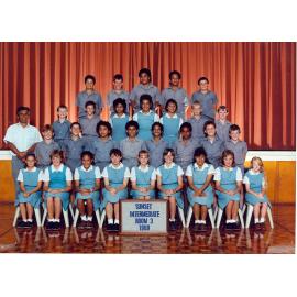 "Sunset Intermediate Room 3 1989"