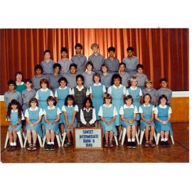 "Sunset Intermediate Room 6 1986"