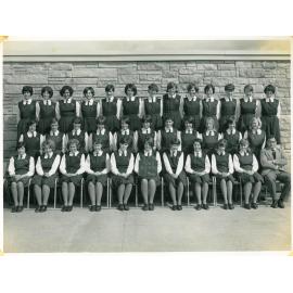 Photograph of Rotorua Girls' High School F5 maths class