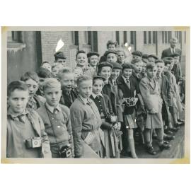 Photograph of Glenholme School Standard 4H on a school trip