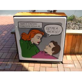 Photograph of a Unison box painted in ca.2017 on the corner of Amohia and Hinemoa Streets