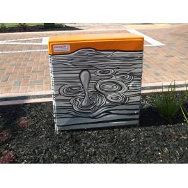 Photograph of a Unison box painted in ca.2017 on the corner of Tutanekai and Hinemoa Streets