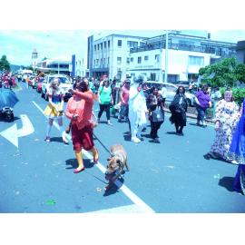Photograph of library staff in the Rotorua Christmas Parade