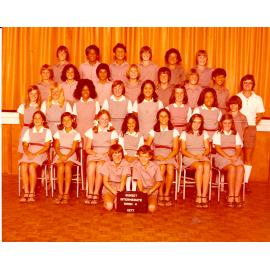 "Sunset Intermediate Room 4 1977"