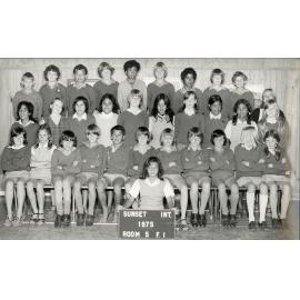 "Sunset Int. 1975 Room 5 F. I"