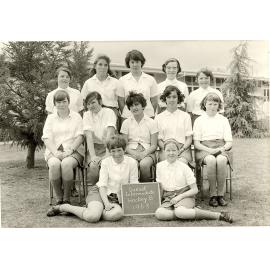 "Sunset Intermediate Hockey B 1968"